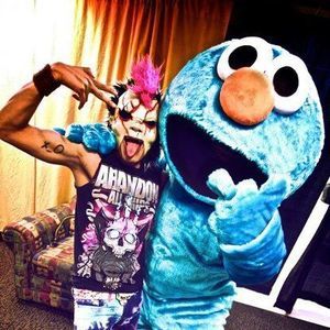 Meet your Posher, Esteban